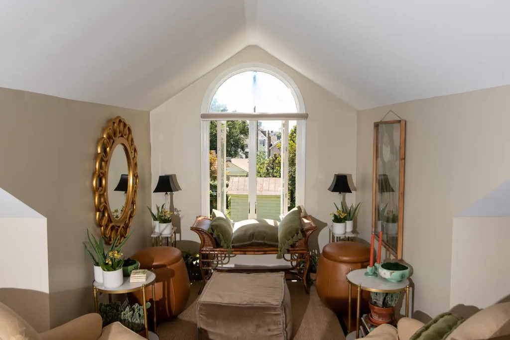 Botherum Carriage House
